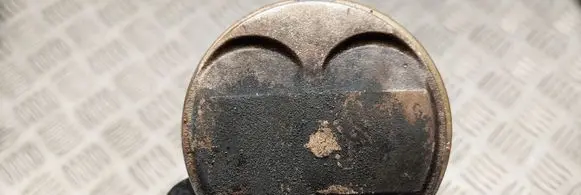 Dodge Durango III Piston with connecting rod
