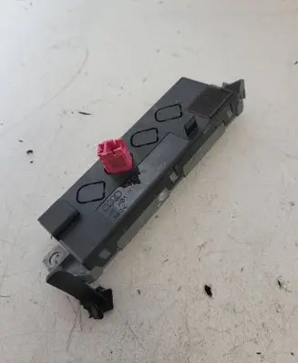 Audi A5 8T 8F Aerial antenna amplifier 8T0035225