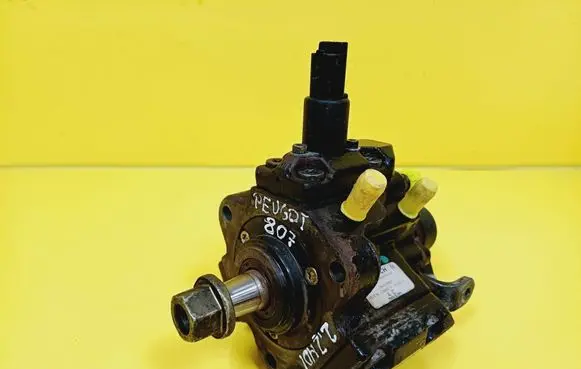 Peugeot 807 Fuel injection high pressure pump 0445010021 0281002493