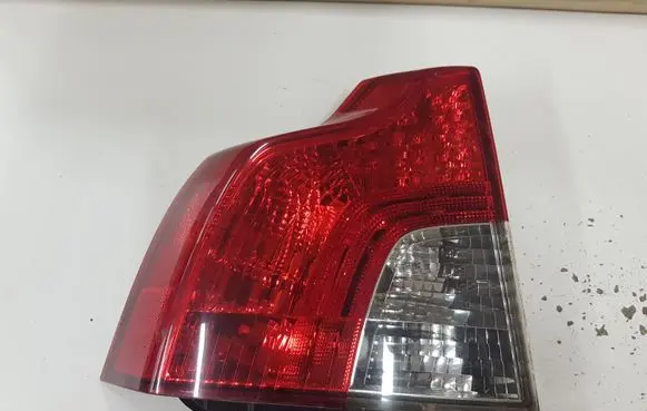 Volvo S40 Rear/tail lights 30744538 PL007S40SXGB