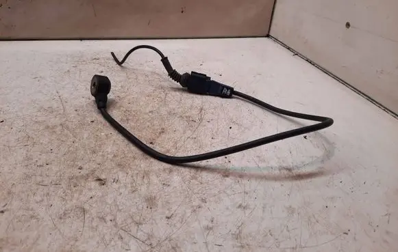 Audi A6 S6 C5 4B Detonation knock sensor 71079A