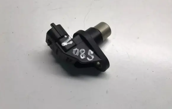 Volvo S80 Camshaft position sensor 8631533