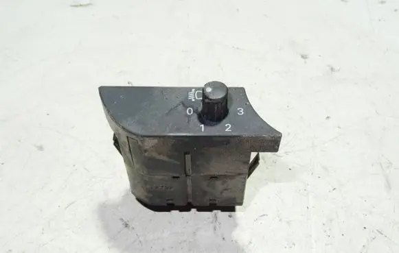 Audi A4 S4 B7 8E 8H Headlight level height control switch