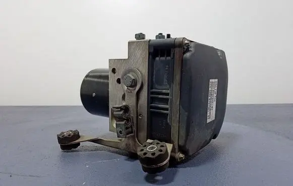 BMW 5 F10 F11 ABS Pump 6797379
