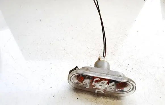 Seat Ibiza IV (6J,6P) Front fender indicator light 6l0949117a