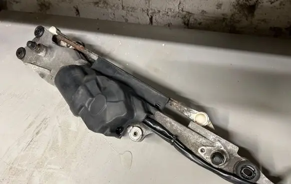 Lexus LS 430 Front wiper linkage 8511050120 1592005260 8515350110