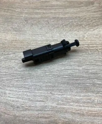Volvo S40, V40 Brake pedal sensor switch 9146505