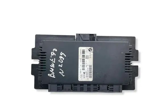 BMW 3 E90 E91 Light module LCM 916670801 5323398D2 9166728