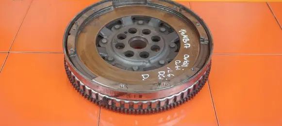 Nissan Qashqai Dual mass flywheel 415056410 R9M405