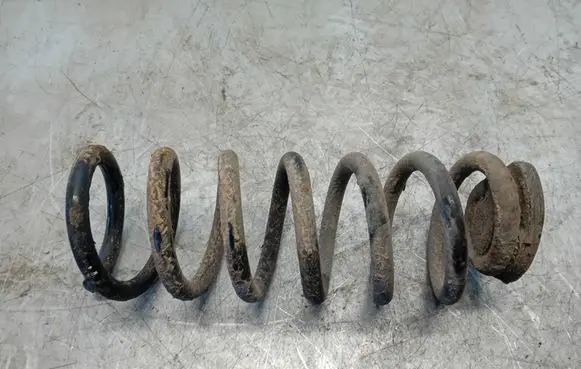 Audi A8 S8 D2 4D Rear coil spring