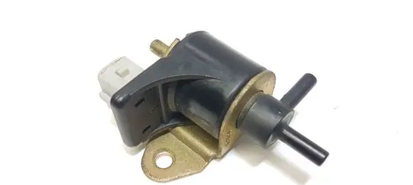Volkswagen Sharan Vacuum valve 