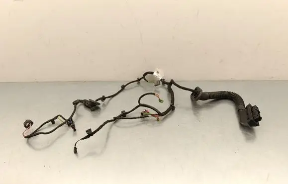 Mercedes-Benz EQC Rear door wiring loom A2535402914