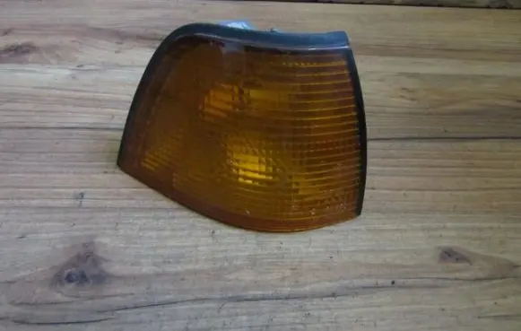 BMW 3 E36 Front indicator light 1387044 155052