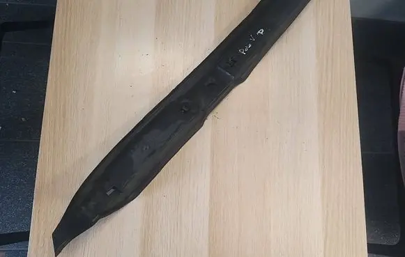 Volkswagen Polo V 6R Fender end trim 6R0821112B
