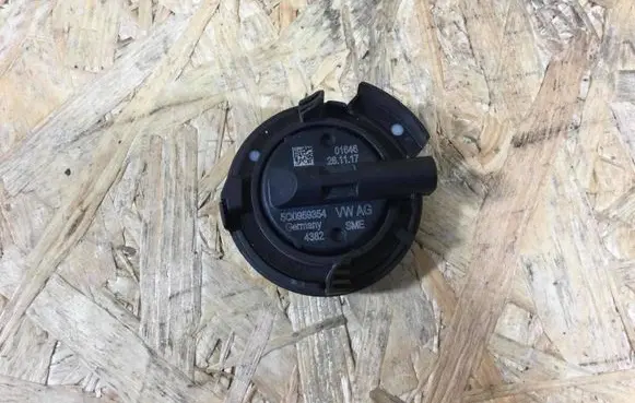 Porsche Panamera (971) Airbag deployment crash/impact sensor 5q0959354