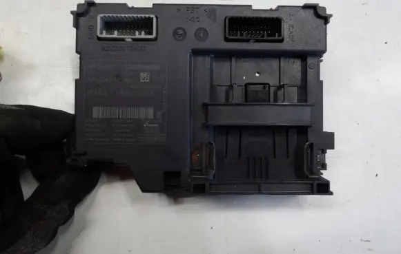 Renault Clio IV Ignition key card reader 285900636R