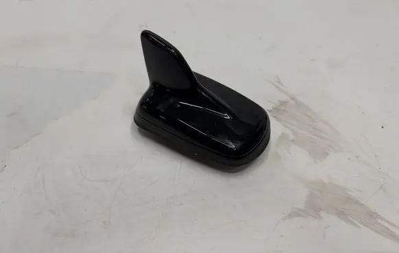 Audi A4 S4 B9 8W Radio antenna 4M0035503N