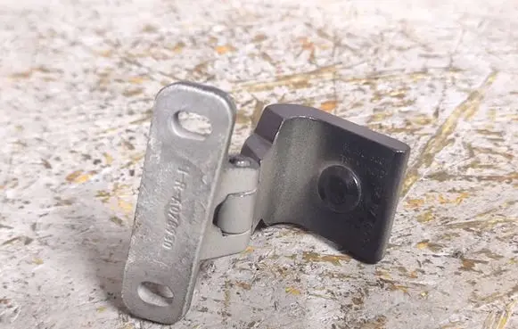 Porsche Macan (95B) Loading door upper hinge 8U0827303F