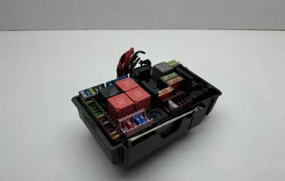 Mercedes-Benz C W205 Fuse box set 