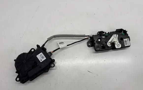 BMW X1 F48 F49 Tailgate/trunk/boot lift motor 7357112 51247357112