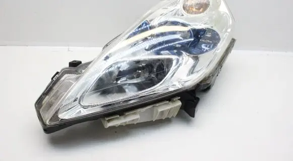 Nissan Leaf I (ZE0) Headlight/headlamp 260603NM5A