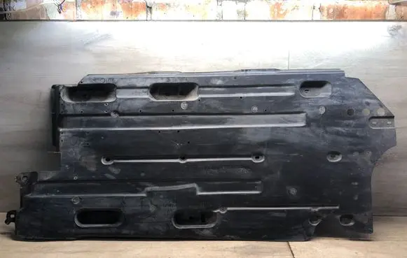 Peugeot 5008 Side bottom protection 9832617680 4696