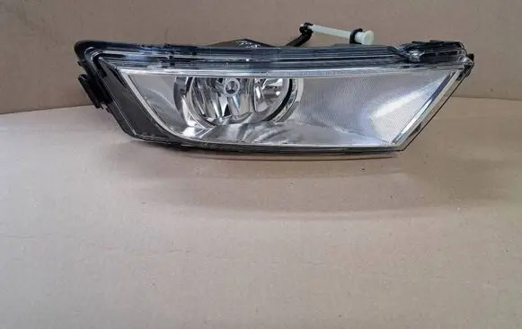 Skoda Octavia Mk3 (5E) Front fog light 5E0941700D
