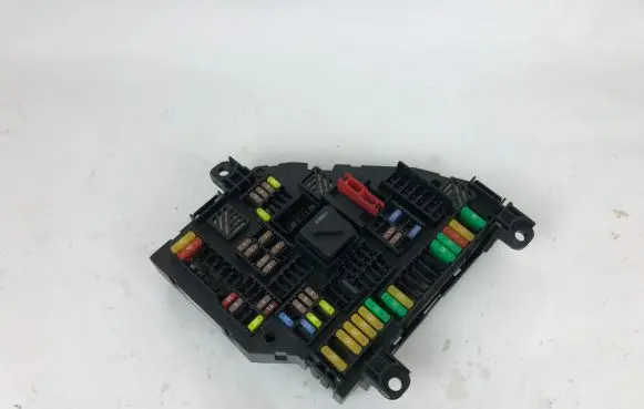 BMW X3 F25 Fuse module 9315151 09444772