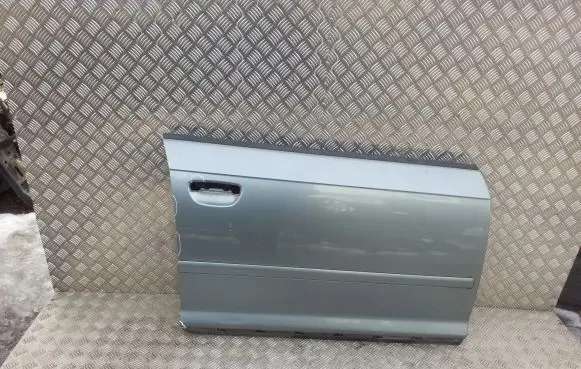 Audi A3 S3 8P Front door