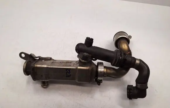 BMW 5 E39 EGR valve cooler 7787404 11717787404 11712249456