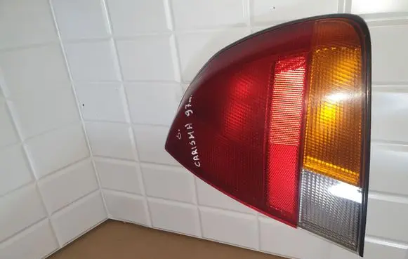 Mitsubishi Carisma Rear/tail lights 29210202 MB944544