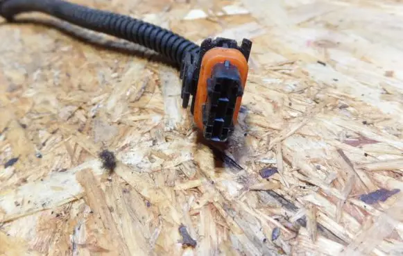 Engine installation wiring loom