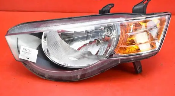 Mitsubishi Colt Headlight/headlamp 8301B179