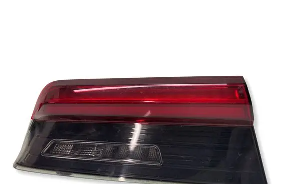 BMW 3 G20 G21 Tailgate rear/tail lights H7795584107 2TZ01317405 2SD2469