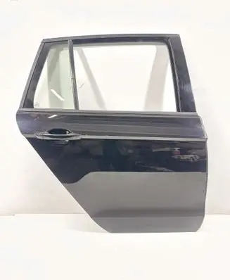 Volkswagen Golf Sportsvan Rear door
