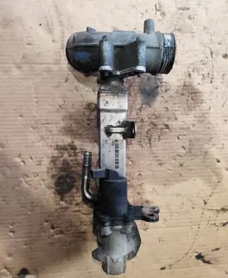 Volvo V70 EGR valve cooler 30637142 B5147 011002A