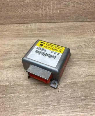 BMW 3 E36 Airbag control unit/module 8362119