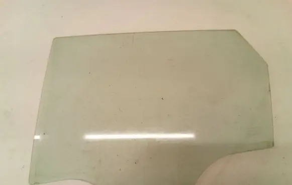 Mazda 3 I Rear door window glass 43R008577