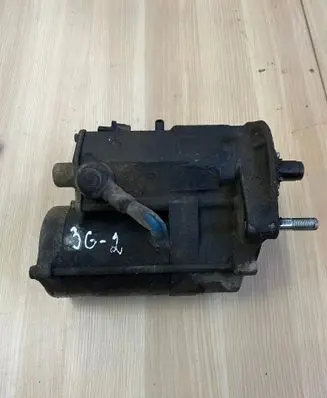 Toyota Land Cruiser (J120) Starter motor 