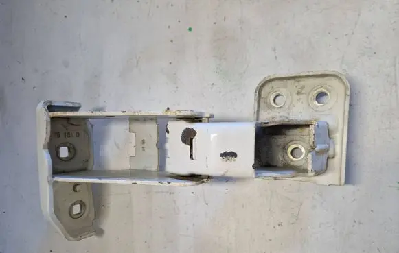 Toyota Proace Loading door lower hinge 