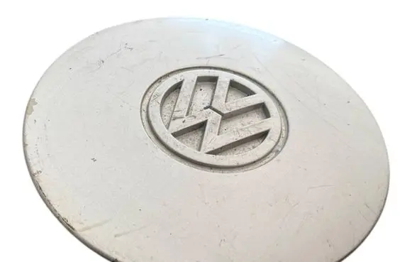 Volkswagen Golf III Original wheel cap 1H0601149