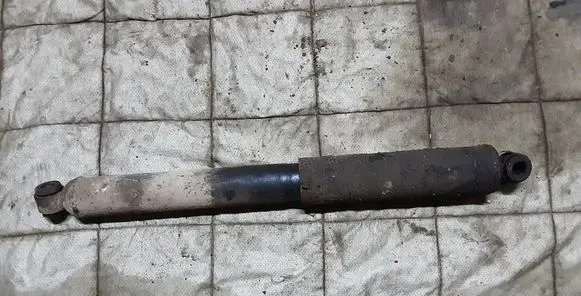 Nissan Terrano Rear shock absorber/damper