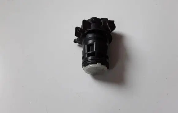 Lexus GS 300 350 430 450H Windscreen/windshield washer pump 8533060190