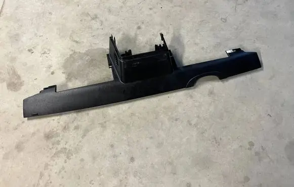 BMW i3 Dashboard lower bottom trim panel 9303497 51459303497