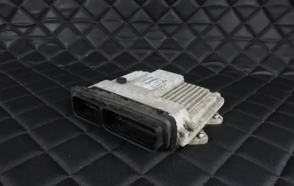 Opel Corsa D Engine control unit/module 55198931 65EK57G 7160016201