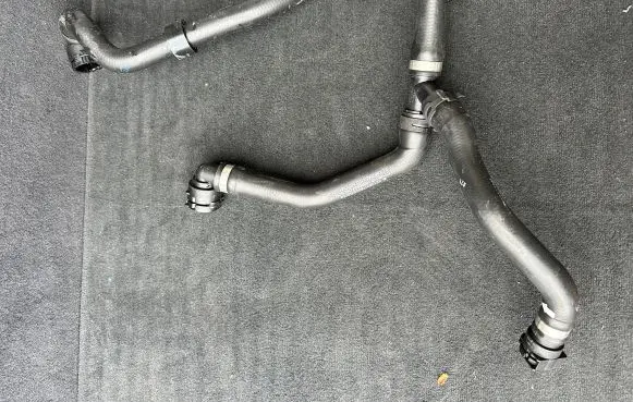Mercedes-Benz E W213 Engine coolant pipe/hose A2135017800 18566687