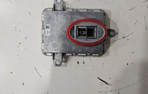 Alfa Romeo Stelvio Headlight ballast module Xenon 130732932015