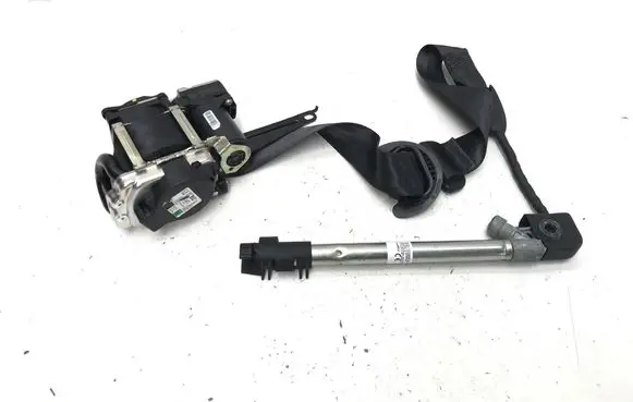 Cupra Born Front seatbelt 658368900A V3360K70528 42444603