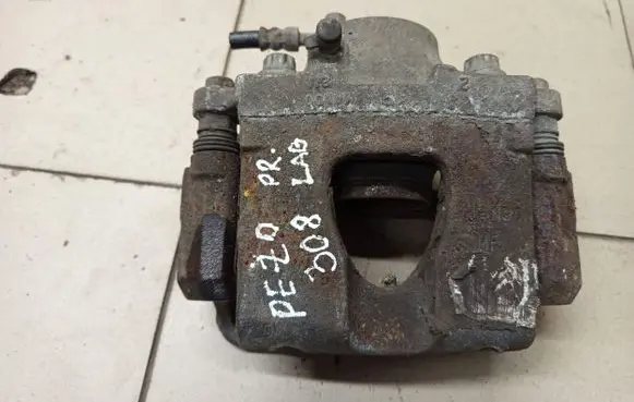 Peugeot 308 Front brake caliper