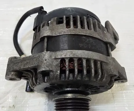 Opel Antara Generator/alternator 13579114